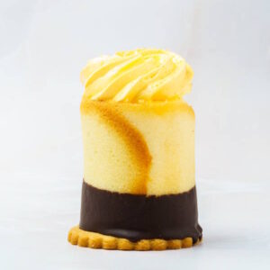 Pastel Cubito Merengue (Chantilly) y Pasta
